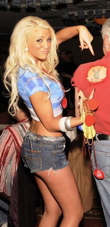 Party Girl in Sexy Daisy Duke Jean Shorts