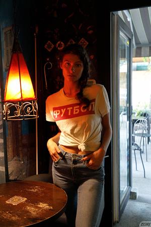 Shyla Volbeck in Sexy Jeans