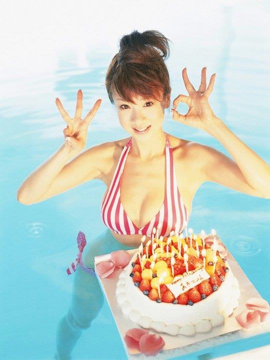 Aki Hoshino in a bikini