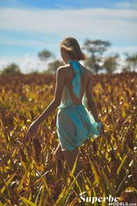 Prairie Rose with Hannah Ray - See Her Videos, Galleries and Selfie Videos at SuperBeModels