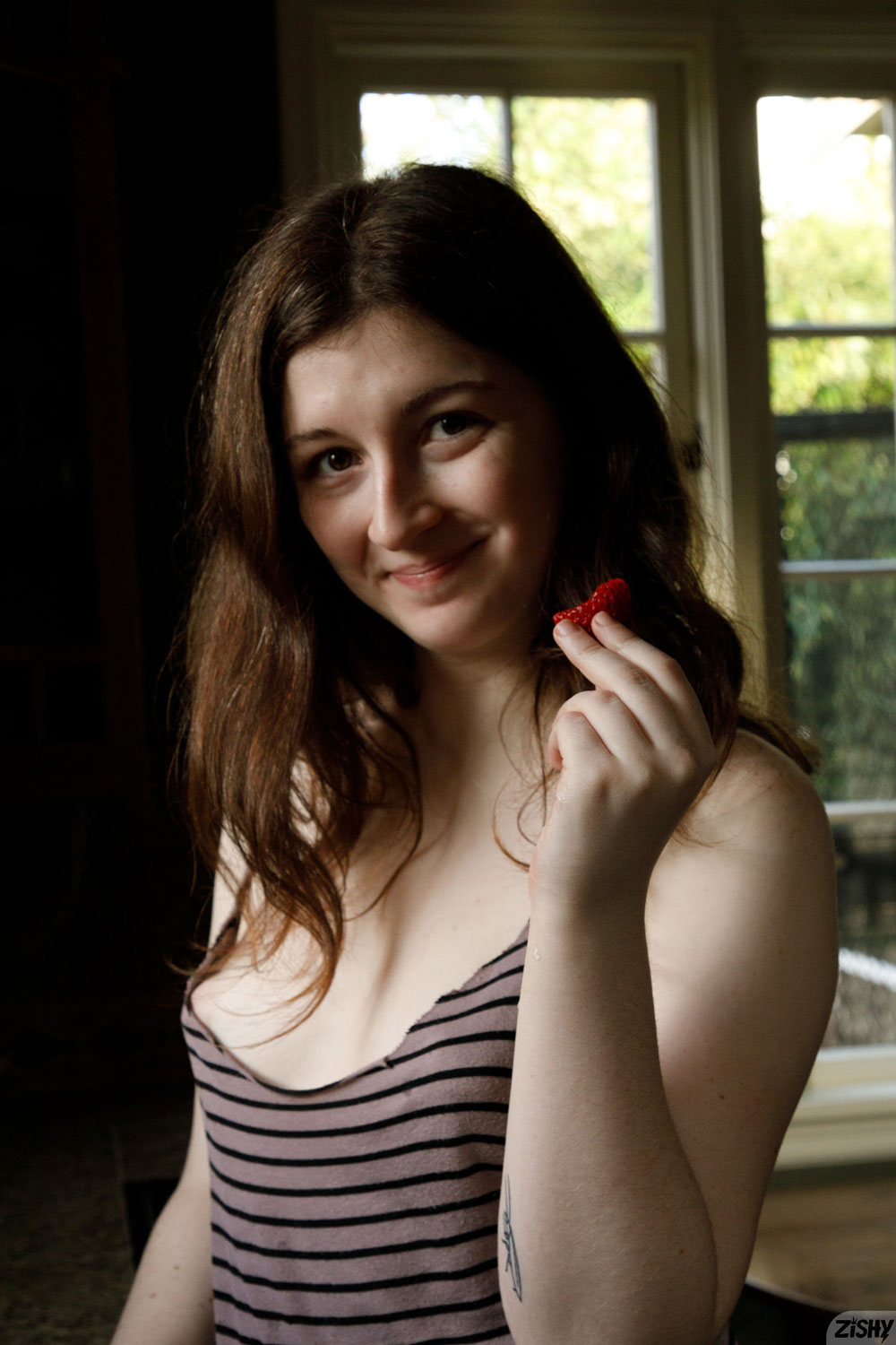 Rowan Emerson Big Booty Amateur