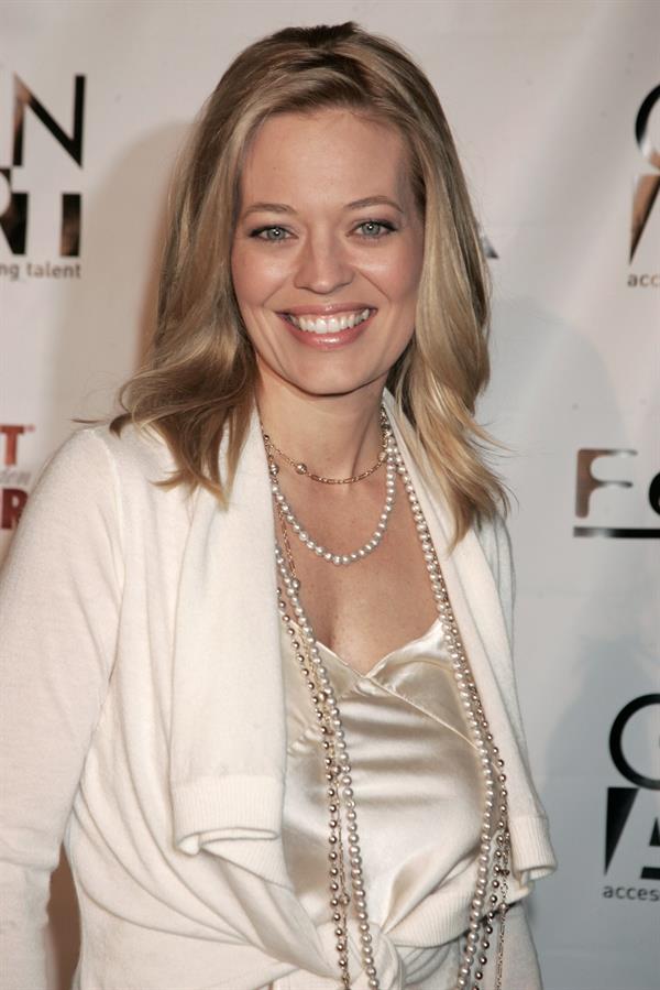 Jeri Ryan