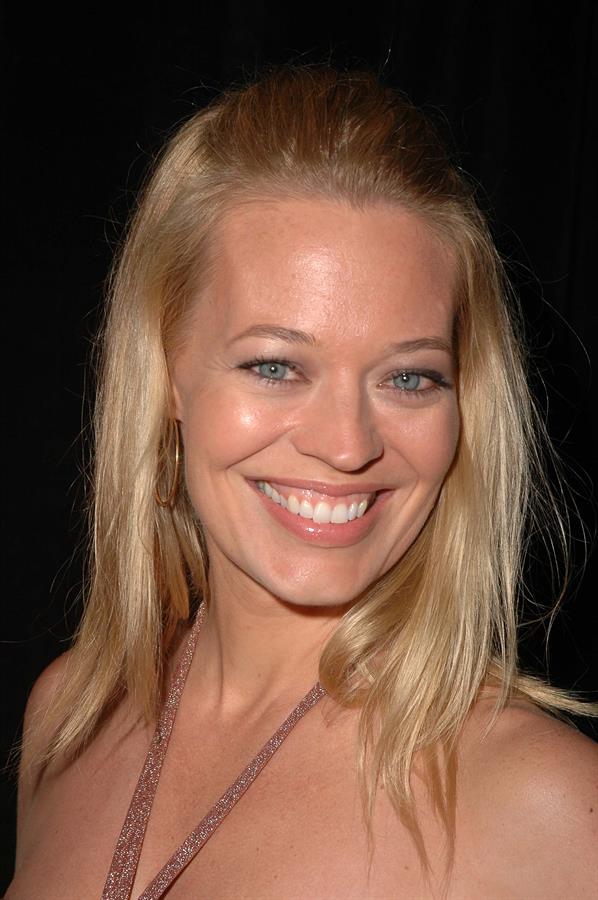 Jeri Ryan