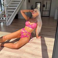 Larissa Trownson in lingerie