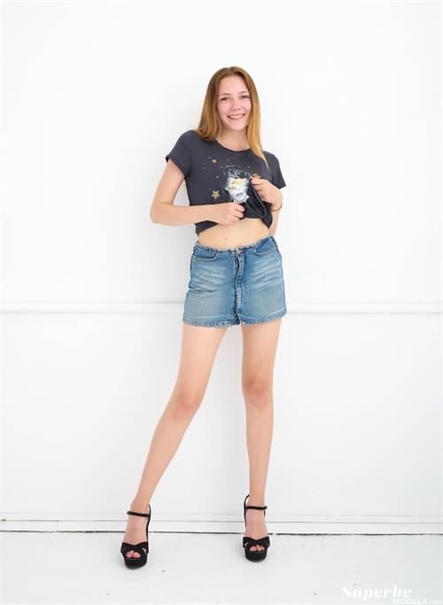 Luna Lesun Pictures Polaroids - Luna Lesun