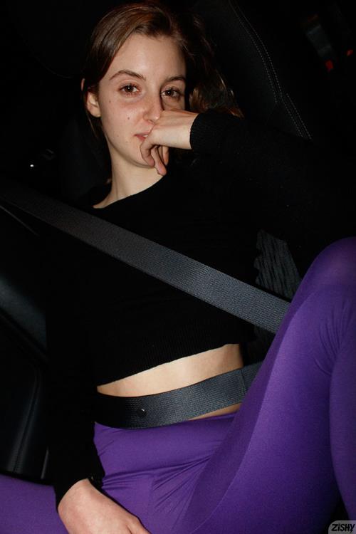 Meadow Brink Pictures Leggy Meadow Brink in Lingerie