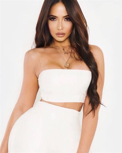 Stephanie Santiago Pictures Stephanie Santiago