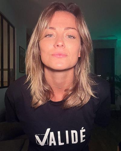 Laure Boulleau Instagram pics