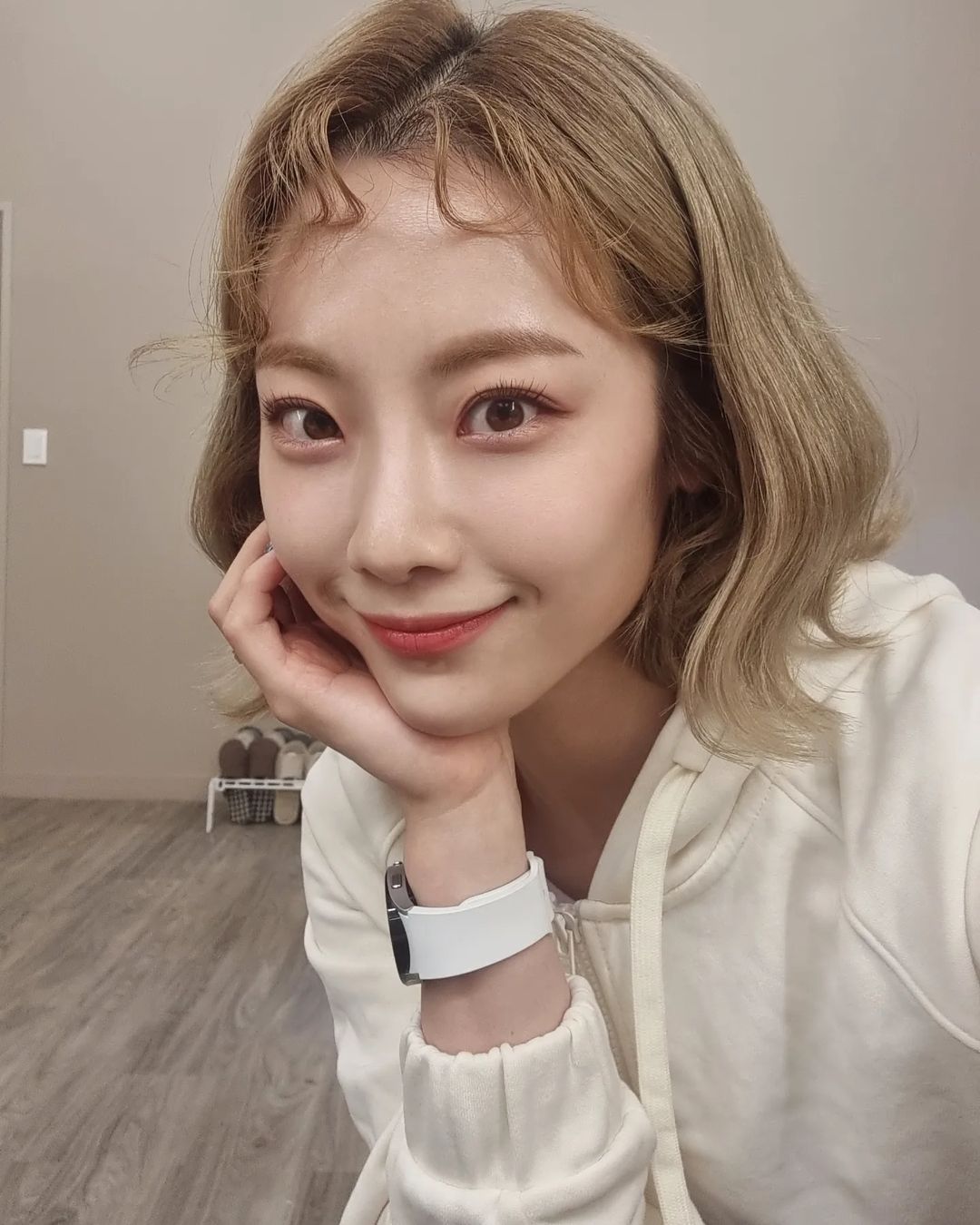 Beautiful Korean star - Instagram picture 09/01/2020 to 09/14/2022