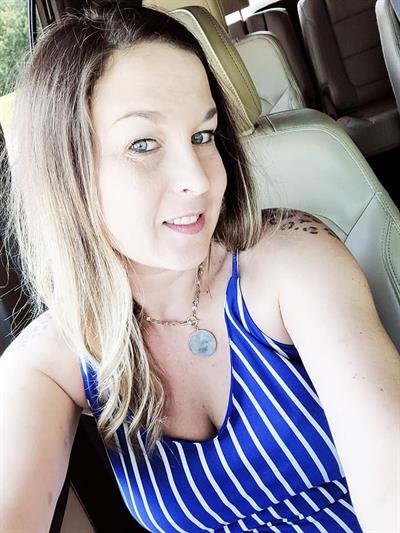 Amber taking a selfie