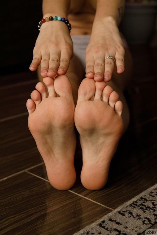 Hazel Heart Perky Natural Chick