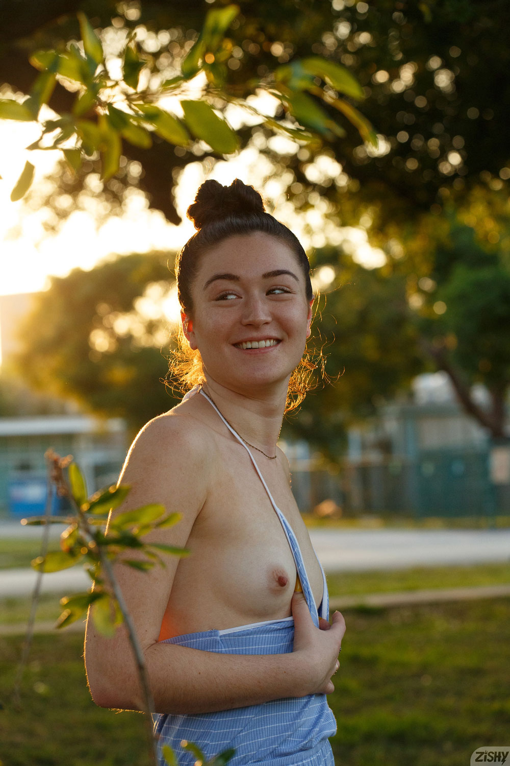 Liza Monteforte Girl next Door