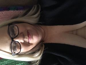 tulsa bank lady taking a selfie