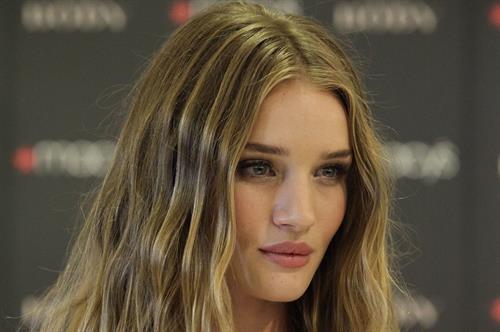 Rosie Huntington-Whiteley