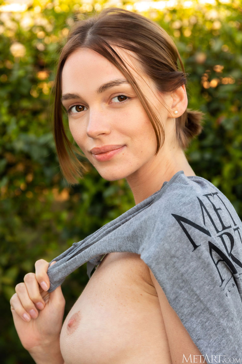 Amy Moloko in the Grass