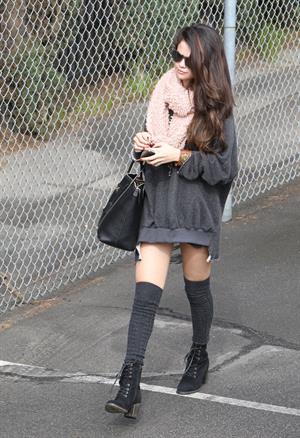 Selena Gomez arriving at a studio in LA 2/8/13 