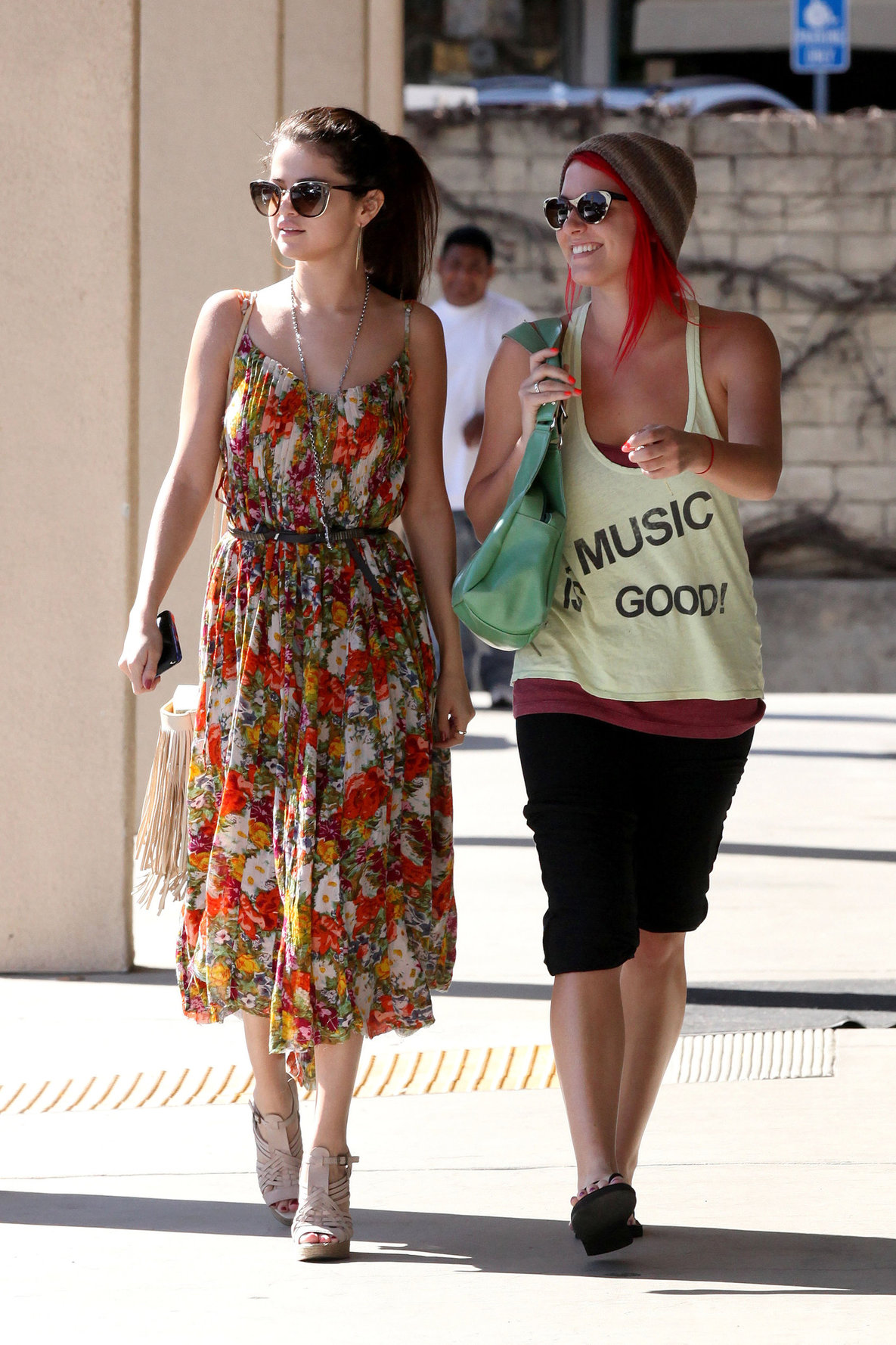 Selena Gomez heads to a Beauty Salon in LA 2/28/13 