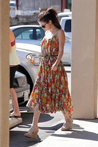 Selena Gomez heads to a Beauty Salon in LA 2/28/13 