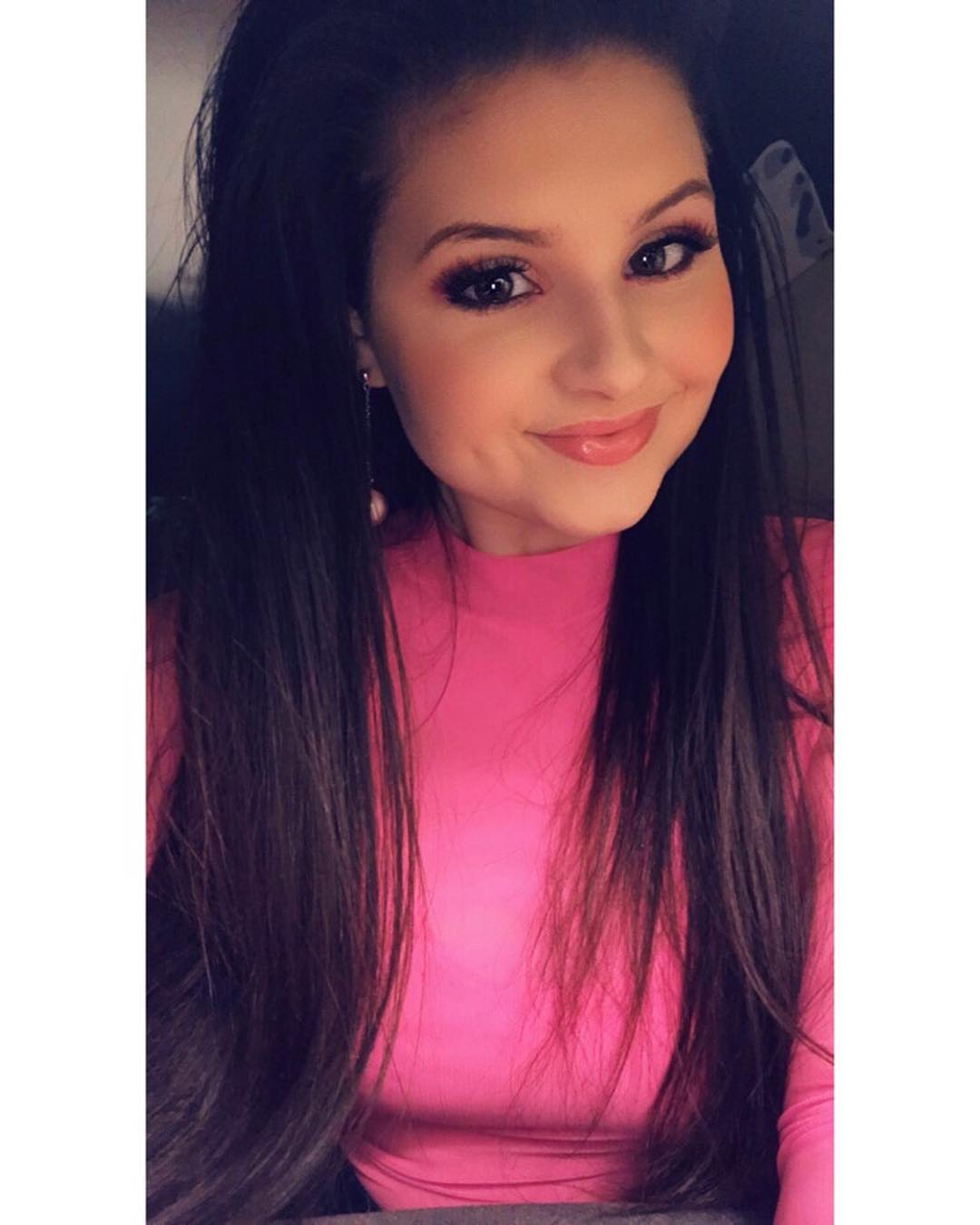 Hannah taking a selfie