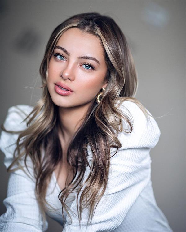 Kornelia Ski