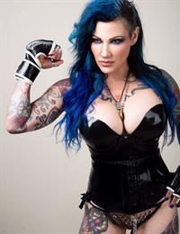 Jenevieve Hexxx in lingerie