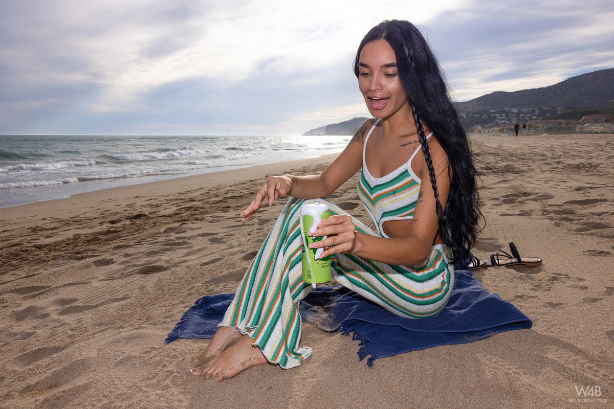 Dulce: Outside And Inside