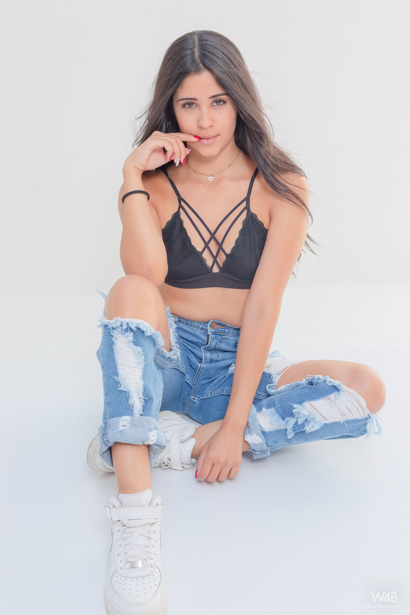 Katie Arias: CASTING Katie Arias