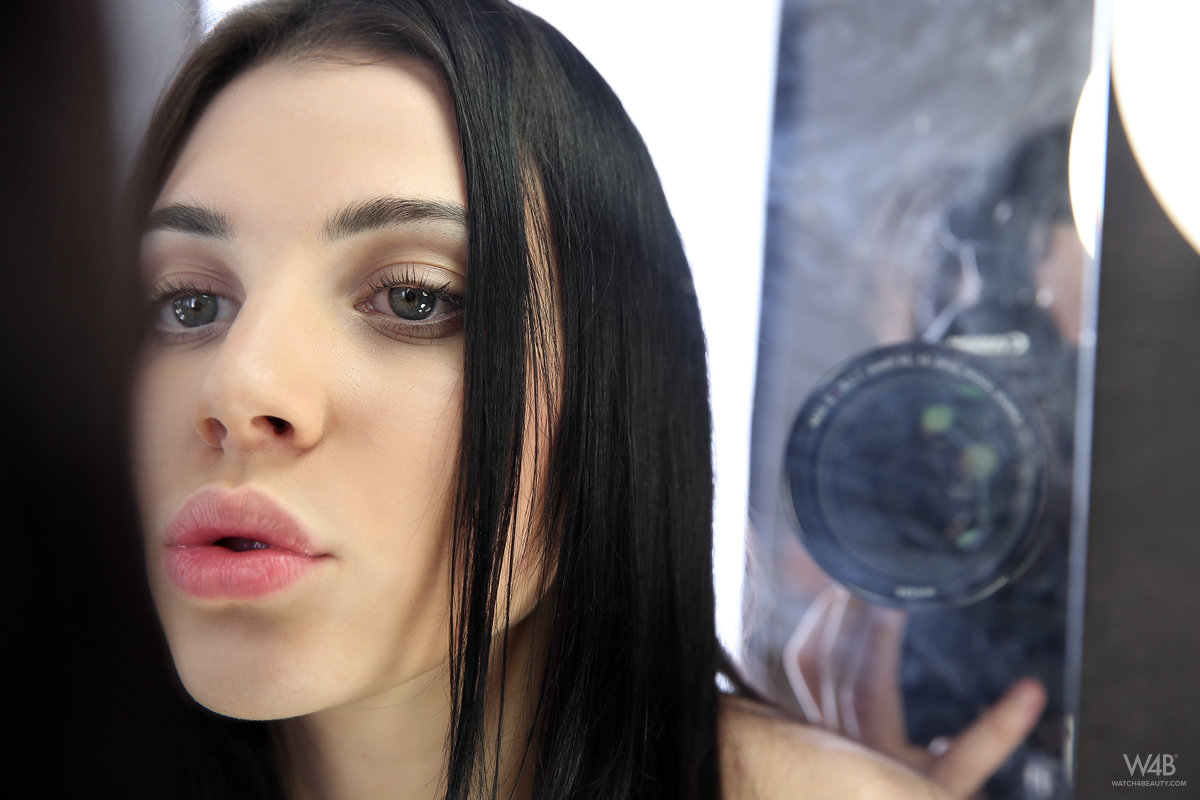 Amy Light: First light