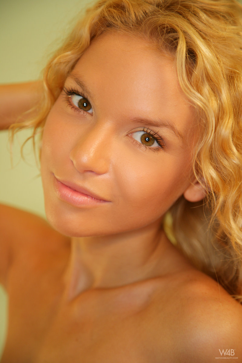 Summer Breeze: Serve