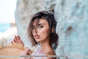 Laura Giraudi Nude Pictures Marine Escape