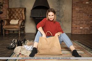 Diana Jam Nude Pictures Try It