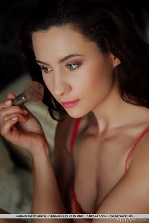 Mara Blake Nude Pictures Zebra