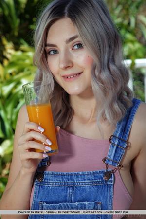 Eva Elfie Nude Pictures Elfin