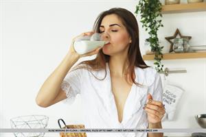 Alise Moreno Nude Pictures Breakfast Fun