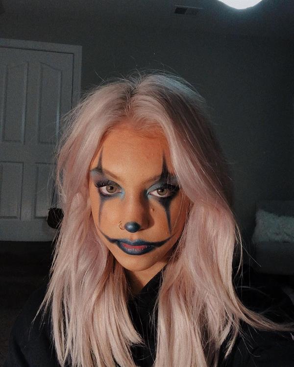 Riley Hubatka