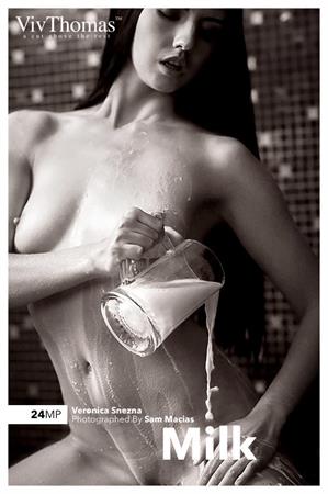 Veronica Snezna Nude Pictures Milk