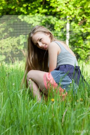 Liv Nude Pictures Oidhche