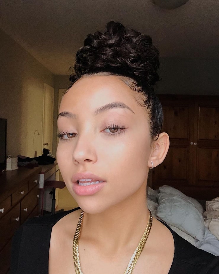 Alessya Farrugia Pictures Alessya Farrugia