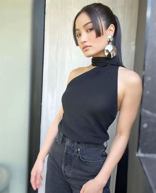 Anna Sawai