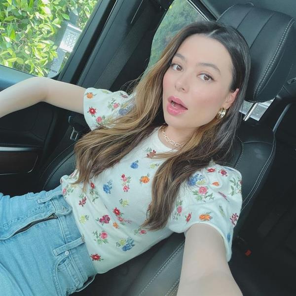 Miranda Cosgrove