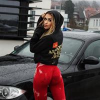 Liene Tienemann - ass