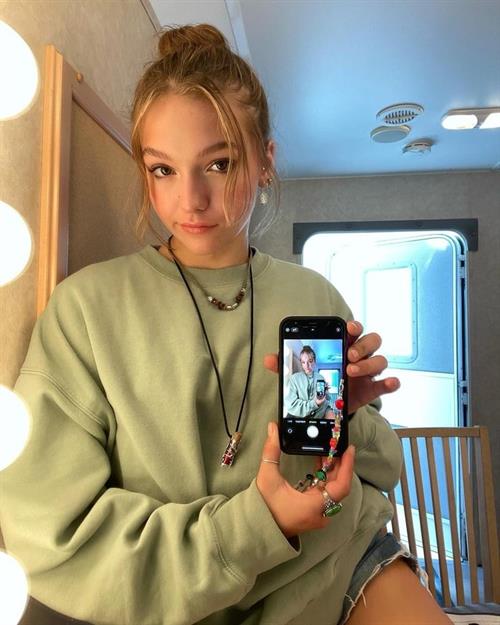 Jayden Bartels Pictures Jayden Bartels