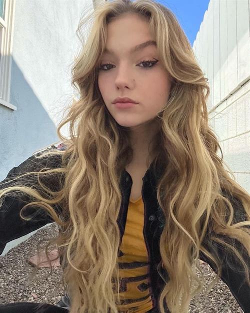 Jayden Bartels Pictures Jayden Bartels