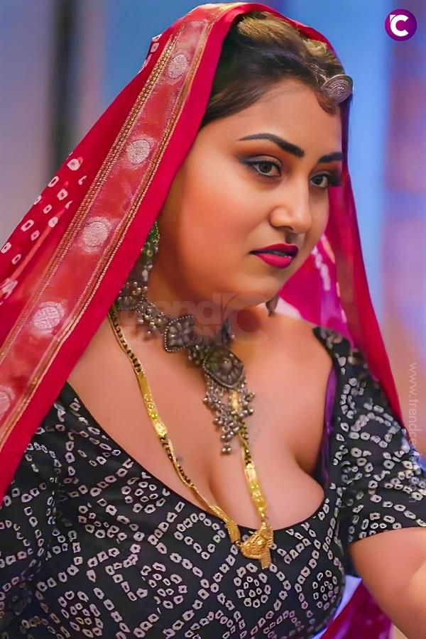 Housewife Desi randi muskan rajput 