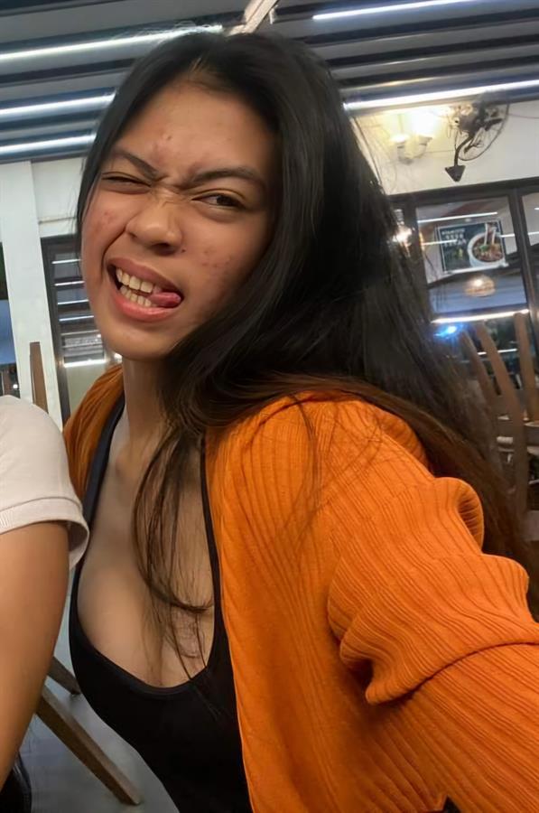 Ella Capuno - Davao City Porn Queen. You like it pure? I stand by my flaws. But look at my big tits. Use a perfect porn body for all your needs. I will bring you to heaven. Fuck my tits and let me suck your huge oversized cock. Shut me up, with your thick shaft... my mouth, with your thick shaft and let me swallow everything... 