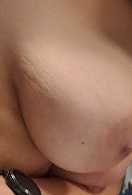 Icelandic perfect natural boobs - I like to show my Icelandic boobs