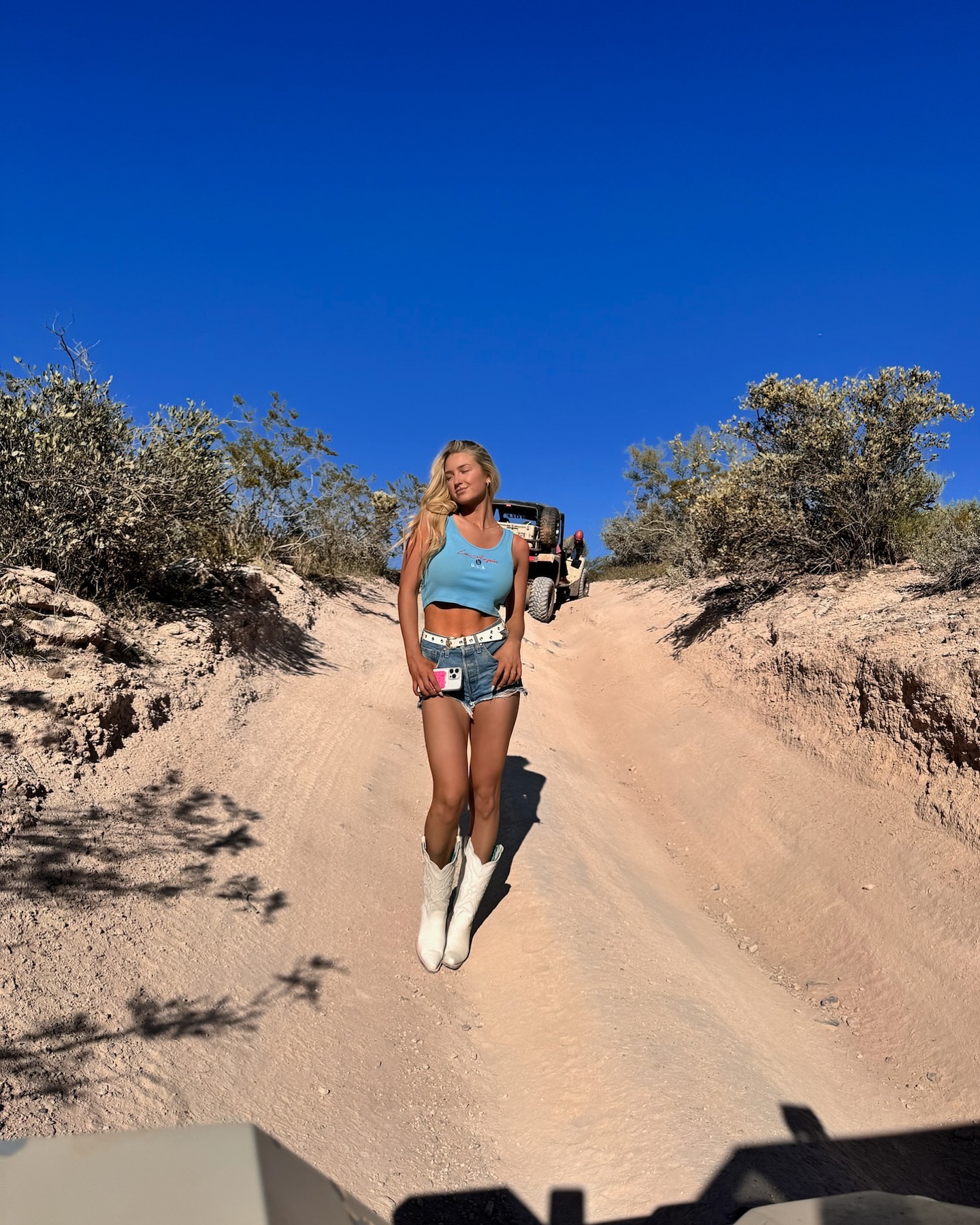 Sydney Thomas was a ring girl in the Mike Tyson vs Jake Paul fight