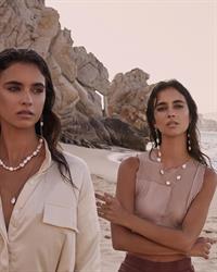Twin Sisters Elisha & Renee Herbert