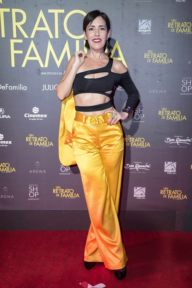 Stephanie Salas Pictures Stephanie Salas, Mexican singer and actress