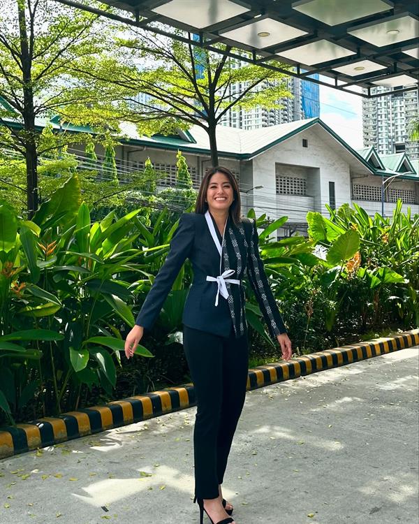 Gretchen Ho